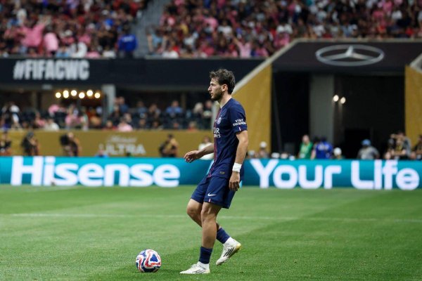 网上股票配资开户 拿下欧冠也许只是开始? 传巴黎被恩里克赋予了新能力